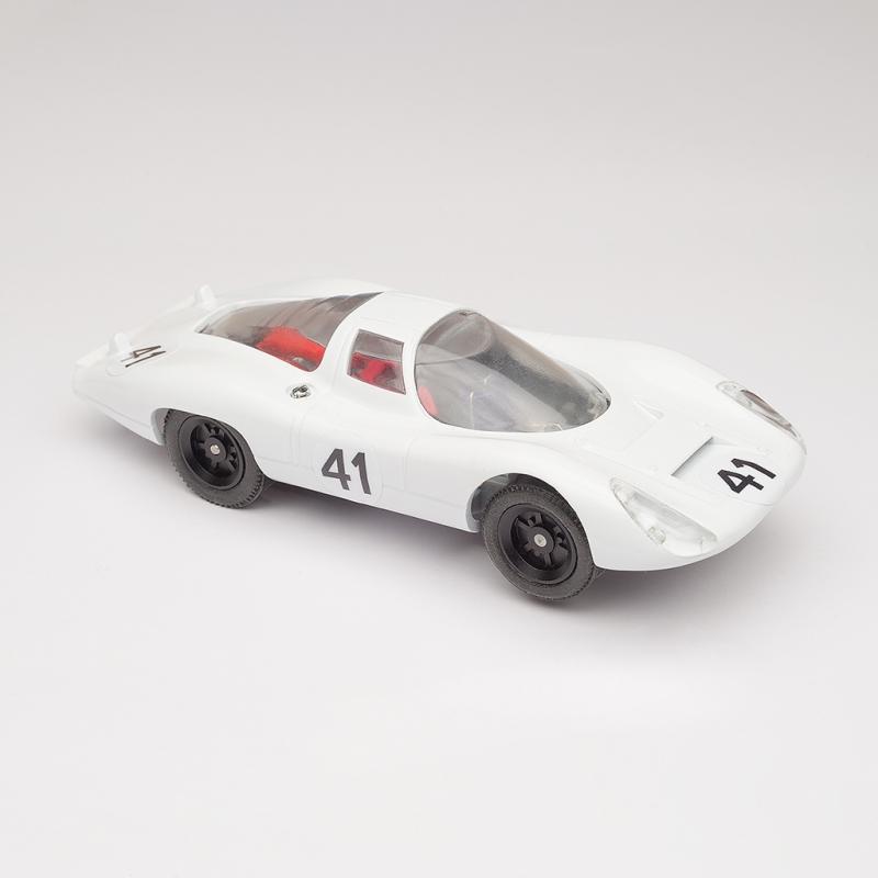 La Porsche 907 Circuit 24