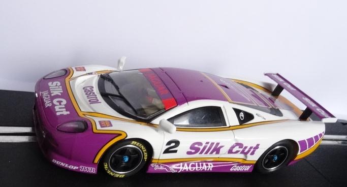 MrSlotCar Jaguar XJ220 MR1087