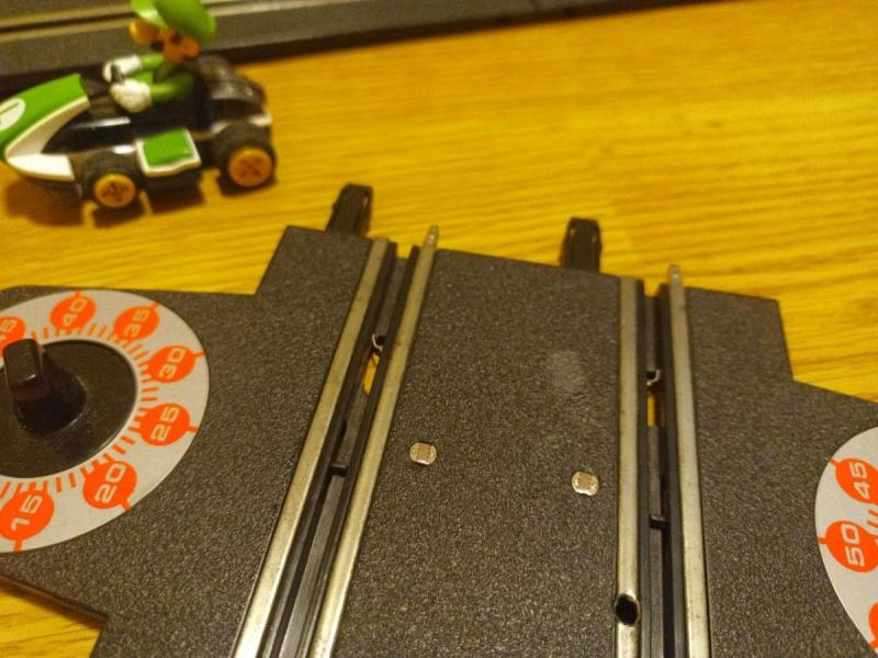 Contacteur sur rail de detection